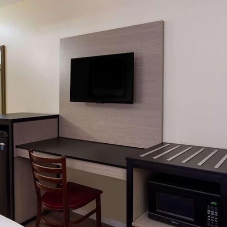 Rodeway Inn Livermore Buitenkant foto