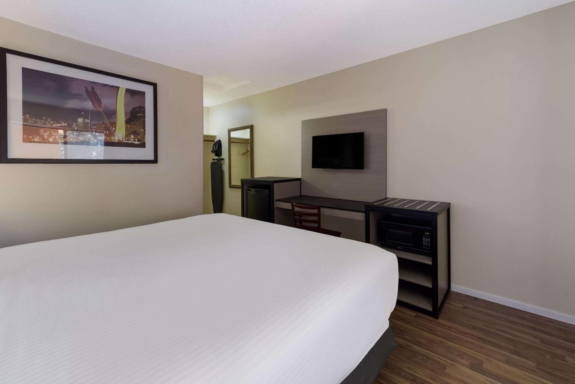 Rodeway Inn Livermore Buitenkant foto